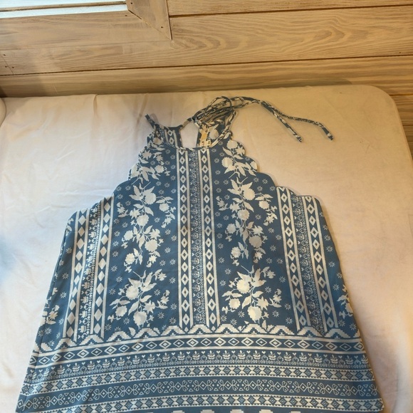 Blue and White Tie Front Tank Top - Picture 2 of 6